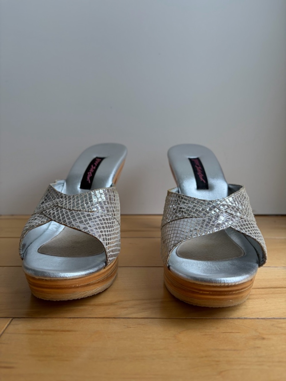 Betsey Johnson Silver Platform Sandals - Picture 4 of 10